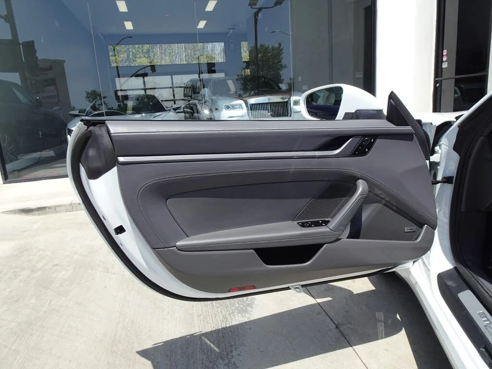 2020 Porsche 992 Carrera - Image 10 of 19