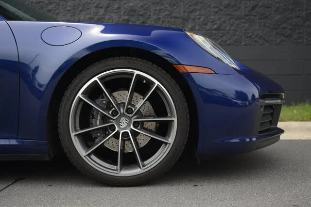 2020 Porsche 992 Carrera - Image 11 of 31