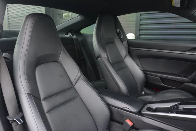 2020 Porsche 992 Carrera - Image 25 of 31