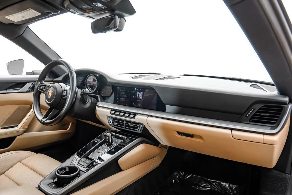 2020 Porsche 992 Carrera - Image 11 of 31