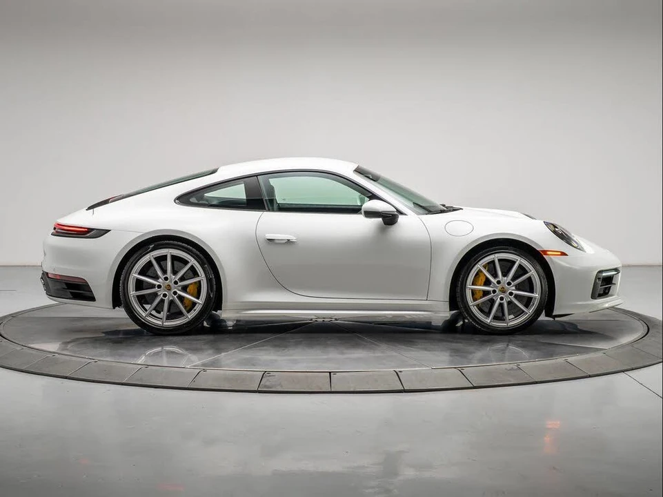 2020 Porsche 992 Carrera - Image 6 of 31