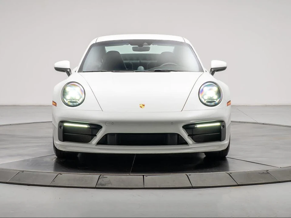 2020 Porsche 992 Carrera - Image 8 of 31