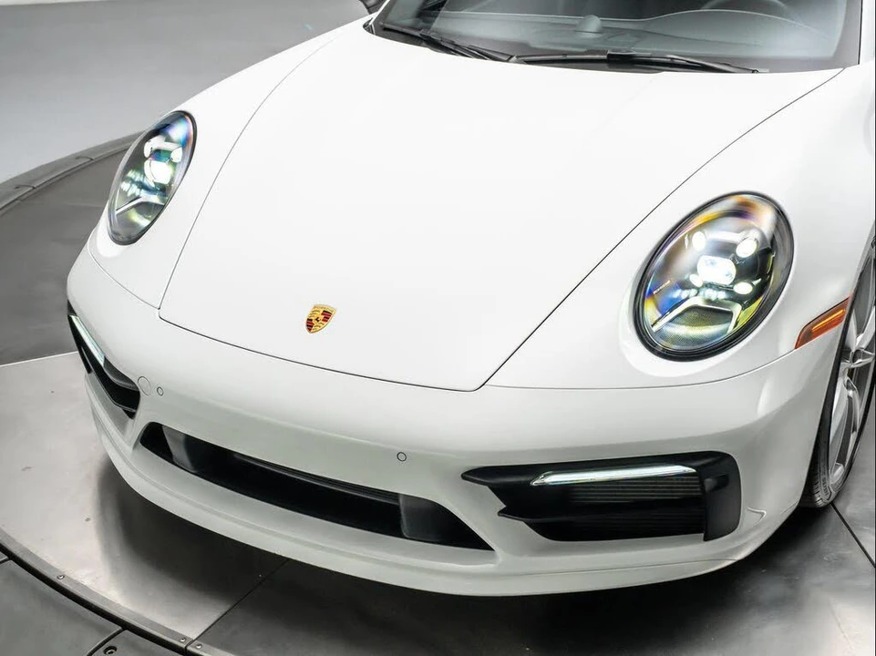 2020 Porsche 992 Carrera - Image 9 of 31