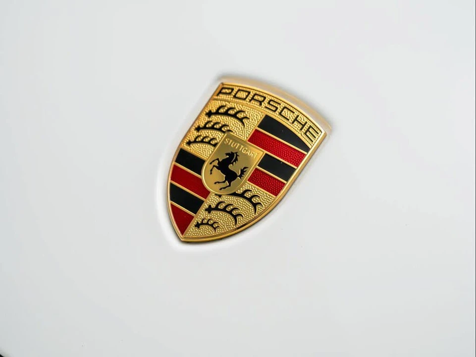 2020 Porsche 992 Carrera - Image 12 of 31