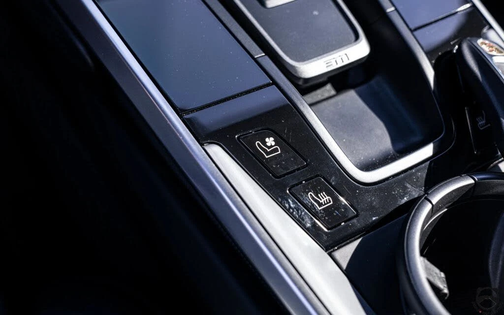 2020 Porsche 992 Carrera - Image 13 of 22