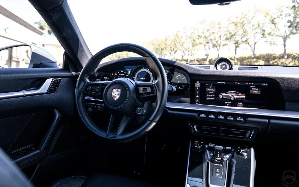 2020 Porsche 992 Carrera - Image 18 of 22