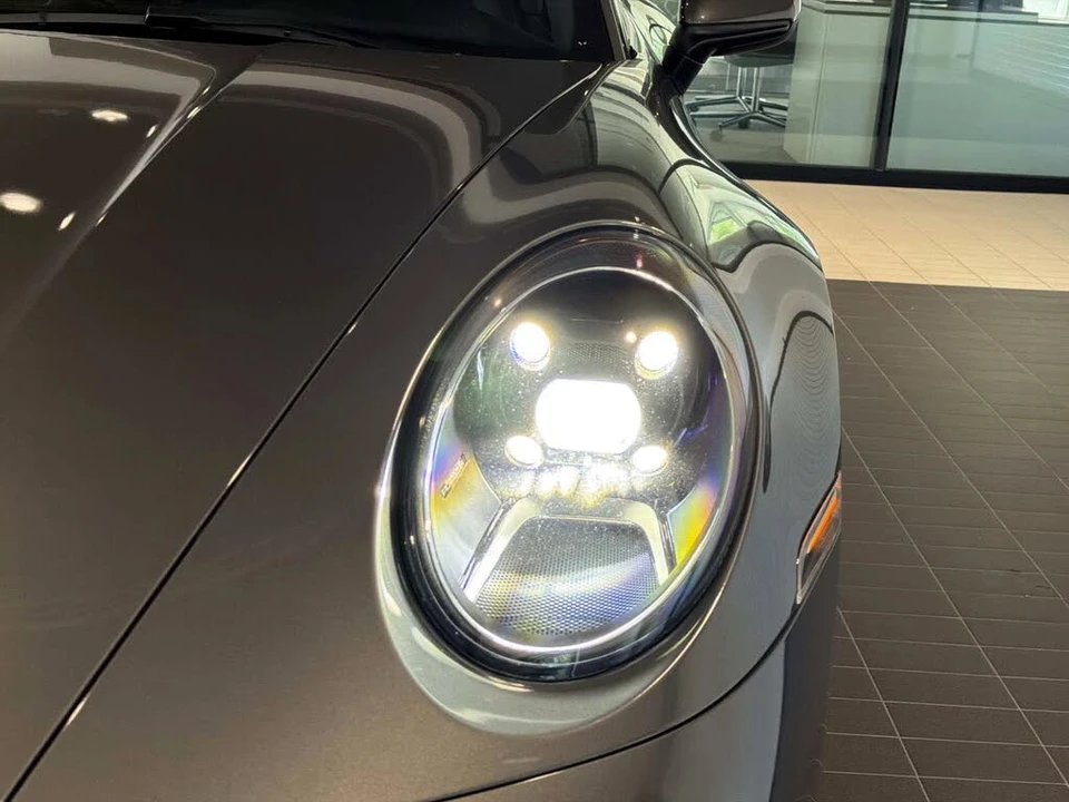 2020 Porsche 992 Carrera - Image 9 of 22