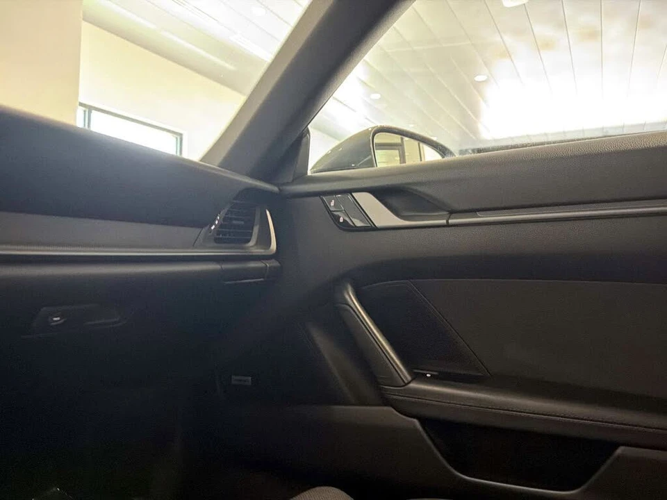 2020 Porsche 992 Carrera - Image 14 of 22