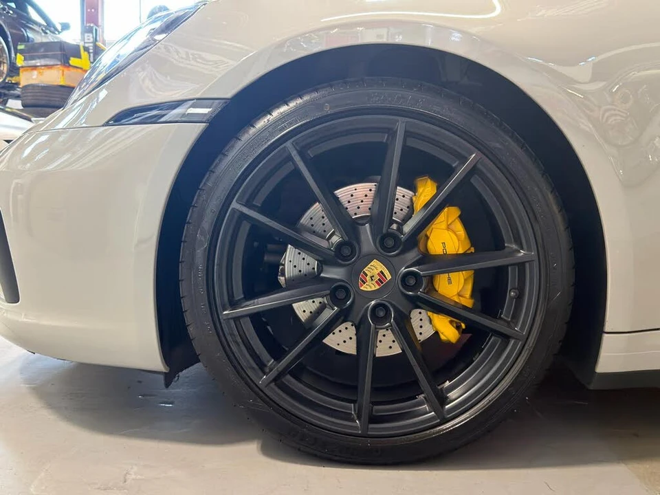 2020 Porsche 992 Carrera - Image 13 of 27