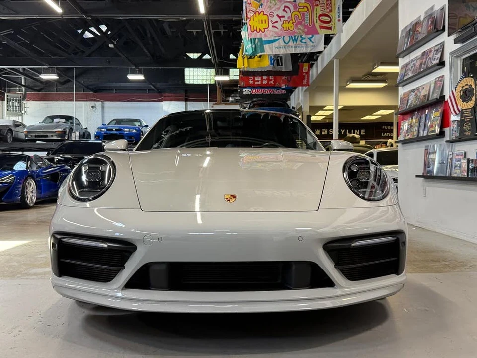 2020 Porsche 992 Carrera - Image 2 of 27