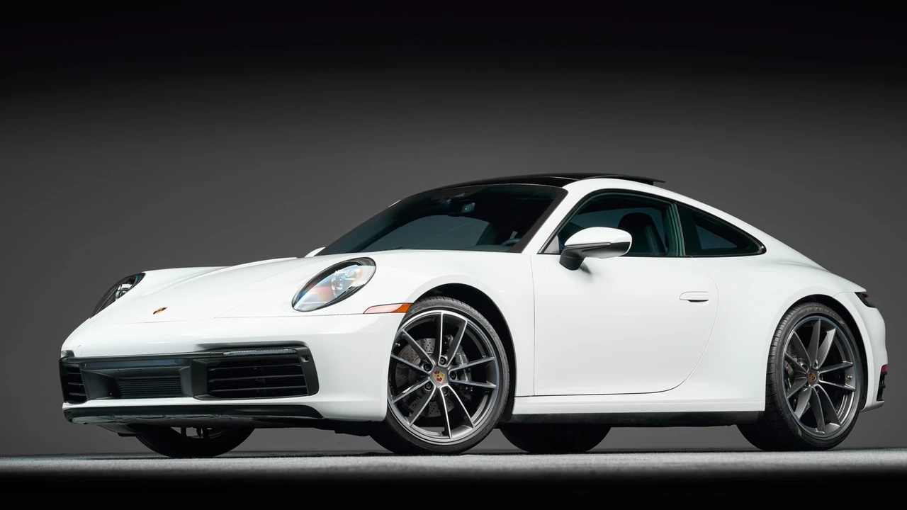 2020 Porsche 992 Carrera - Image 2 of 31