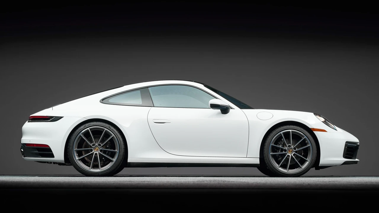 2020 Porsche 992 Carrera - Image 8 of 31