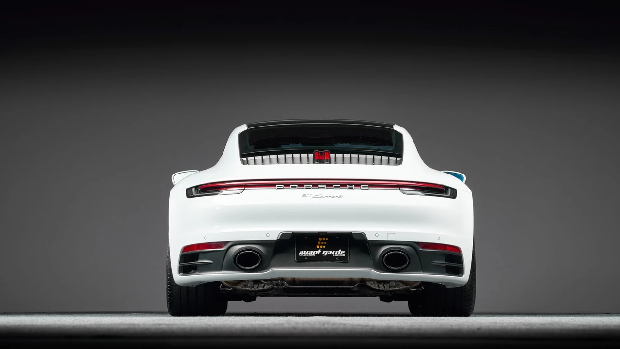 2020 Porsche 992 Carrera - Image 11 of 31