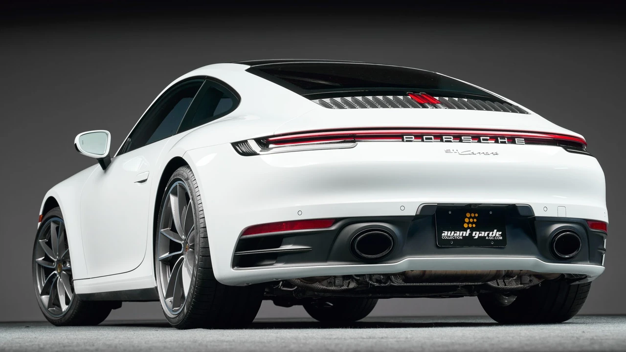 2020 Porsche 992 Carrera - Image 13 of 31
