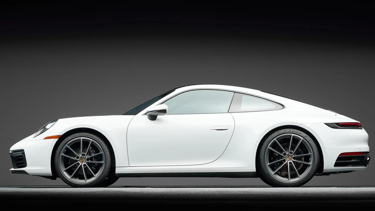2020 Porsche 992 Carrera - Image 15 of 31