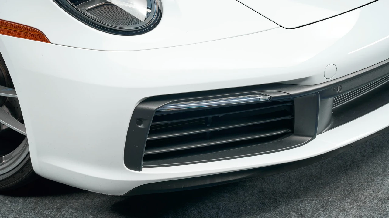 2020 Porsche 992 Carrera - Image 30 of 31