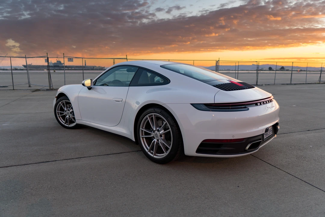 2020 Porsche 992 Carrera - Image 12 of 31