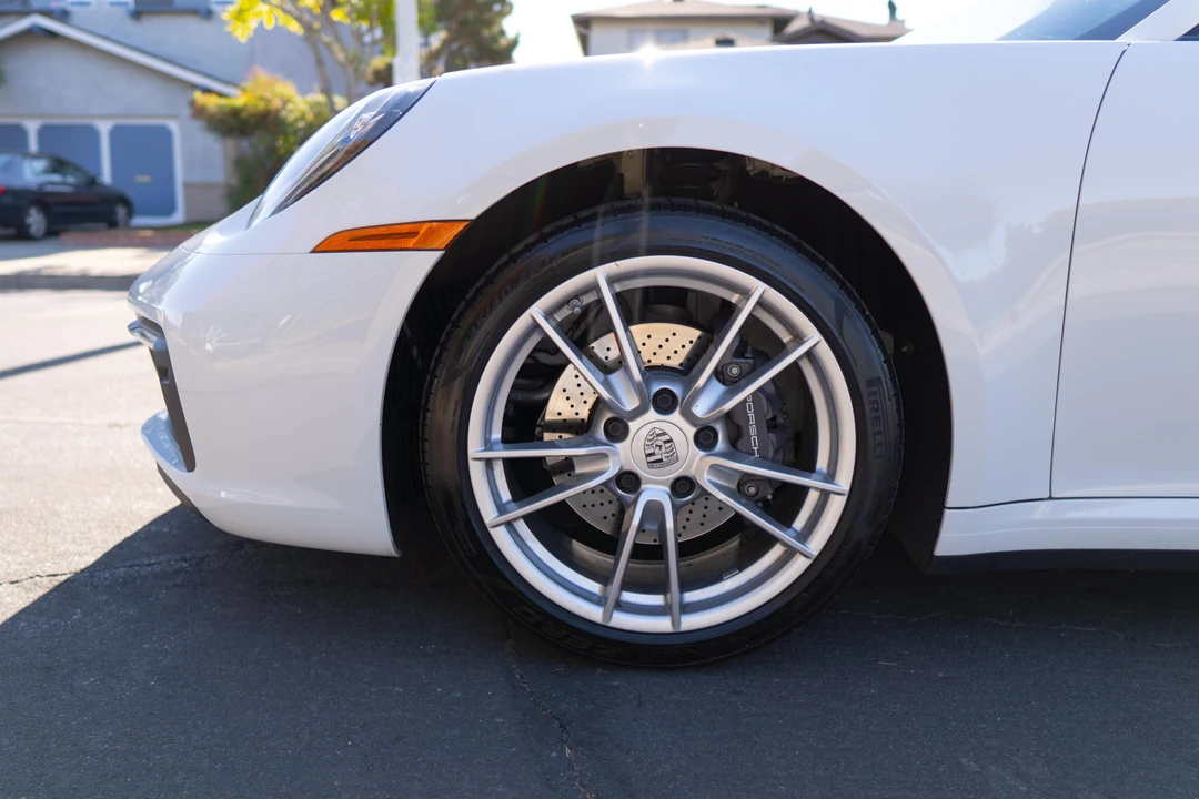 2020 Porsche 992 Carrera - Image 28 of 31