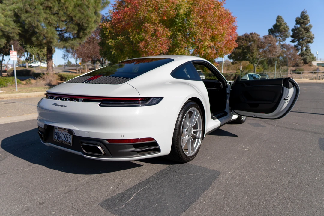 2020 Porsche 992 Carrera - Image 19 of 31