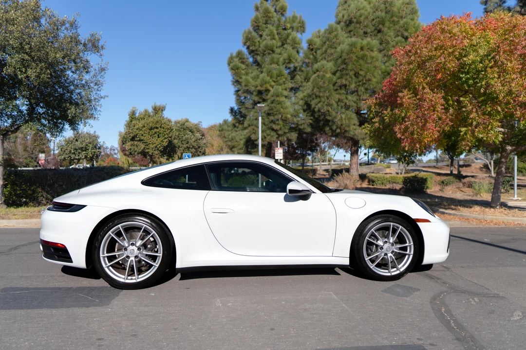 2020 Porsche 992 Carrera - Image 21 of 31