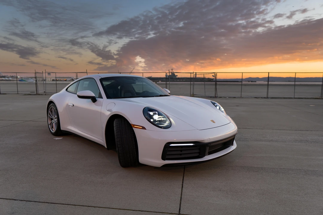 2020 Porsche 992 Carrera - Image 24 of 31