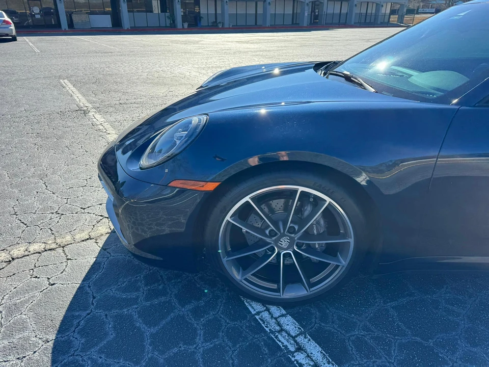 2020 Porsche 992 Carrera - Image 24 of 29