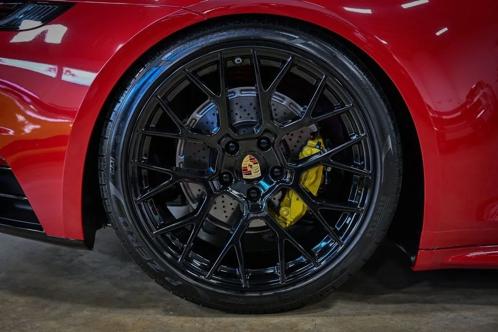 2020 Porsche 992 Carrera - Image 9 of 12