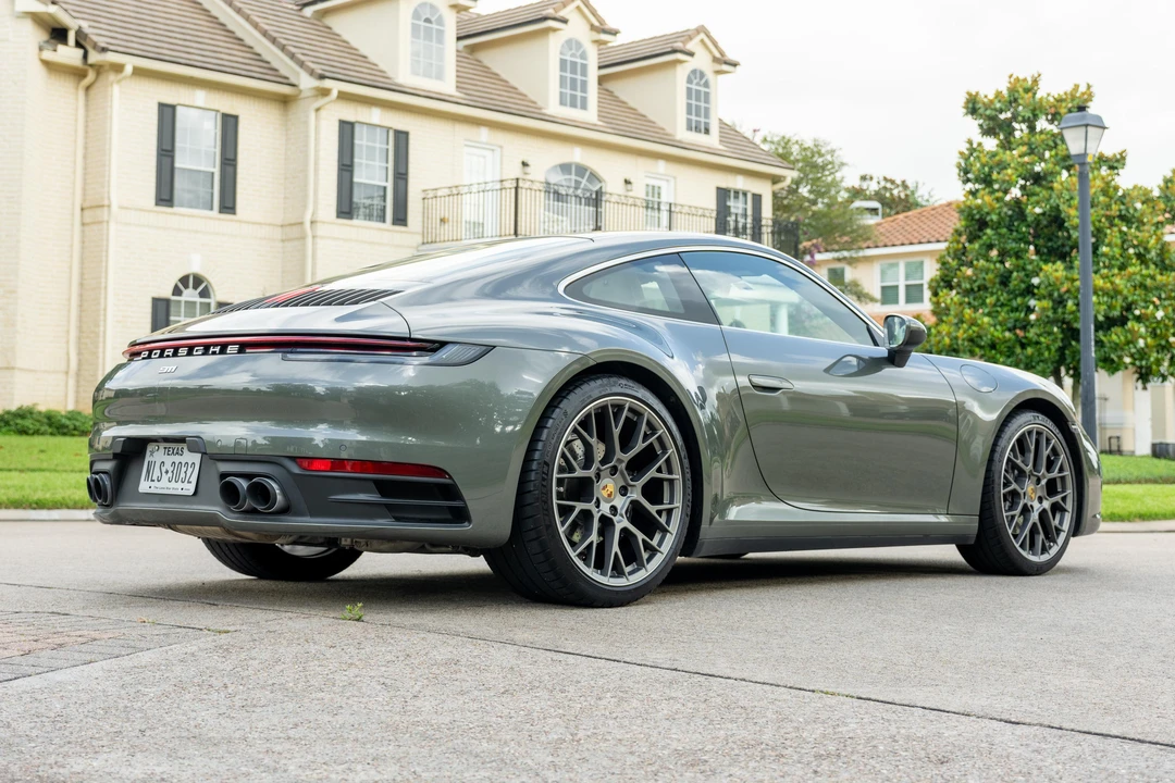 2020 Porsche 992 Carrera - Image 4 of 31