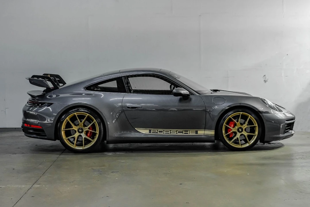 2020 Porsche 992 Carrera - Image 11 of 31