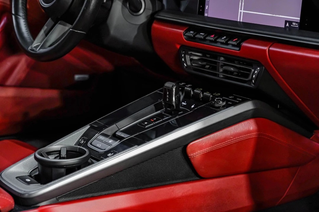 2020 Porsche 992 Carrera - Image 29 of 31