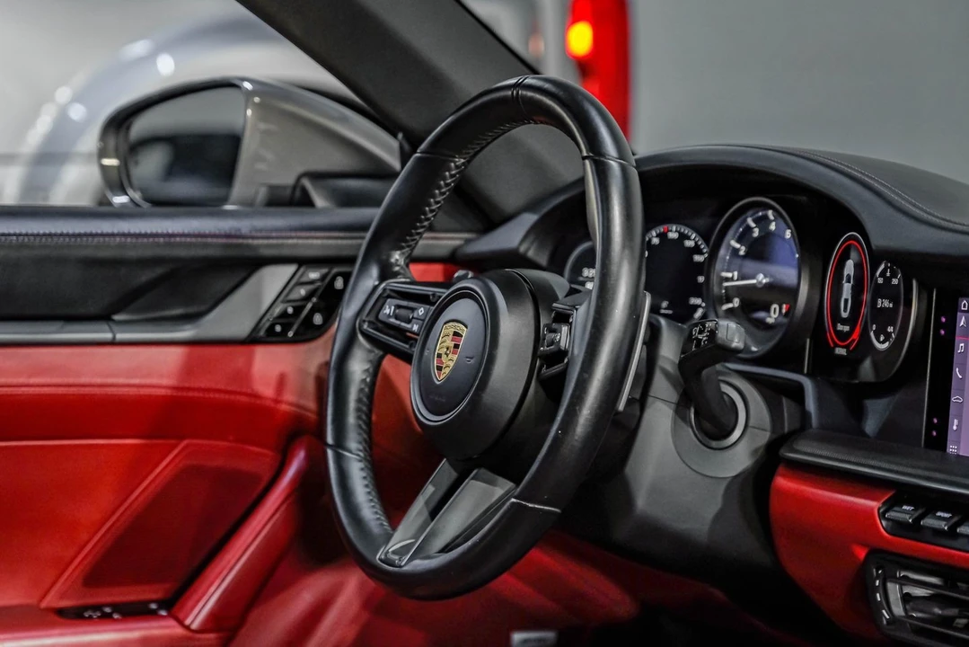 2020 Porsche 992 Carrera - Image 21 of 31