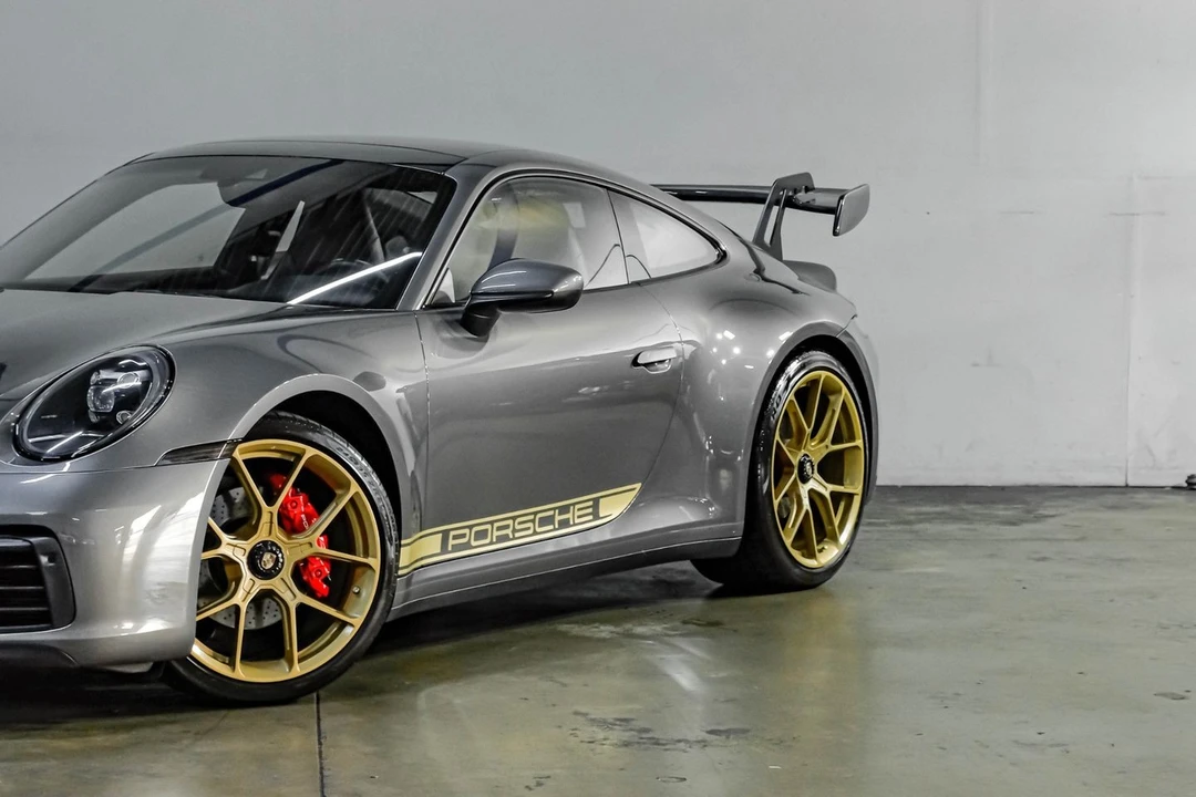2020 Porsche 992 Carrera - Image 10 of 31