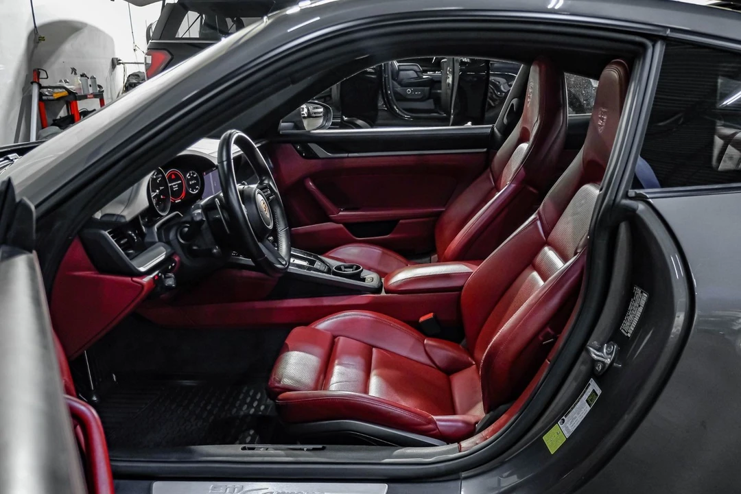 2020 Porsche 992 Carrera - Image 4 of 31