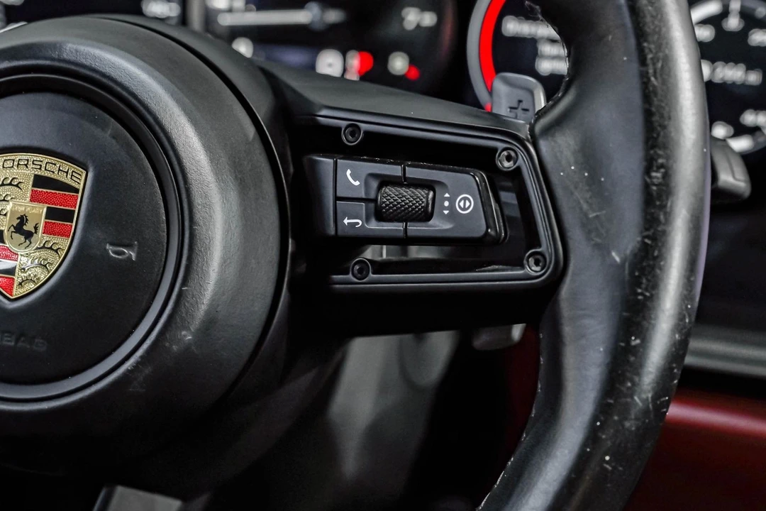 2020 Porsche 992 Carrera - Image 24 of 31
