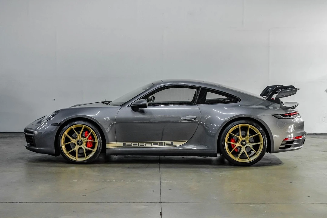 2020 Porsche 992 Carrera - Image 17 of 31