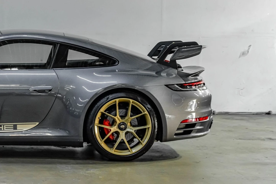 2020 Porsche 992 Carrera - Image 19 of 31