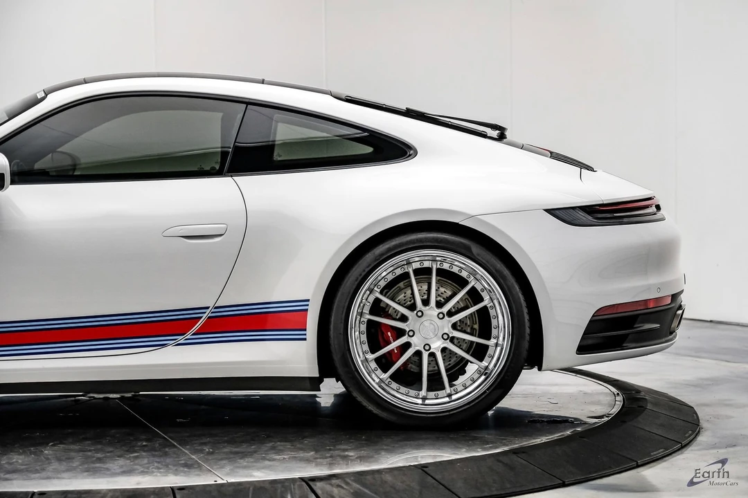 2020 Porsche 992 Carrera - Image 11 of 21
