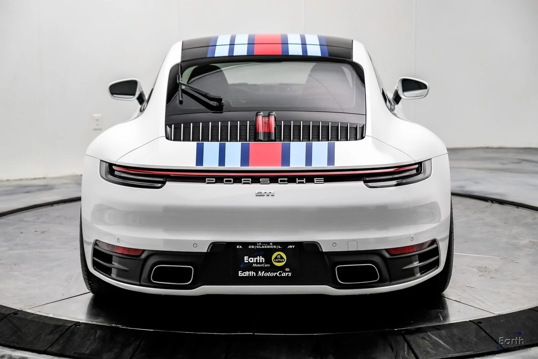 2020 Porsche 992 Carrera - Image 16 of 21