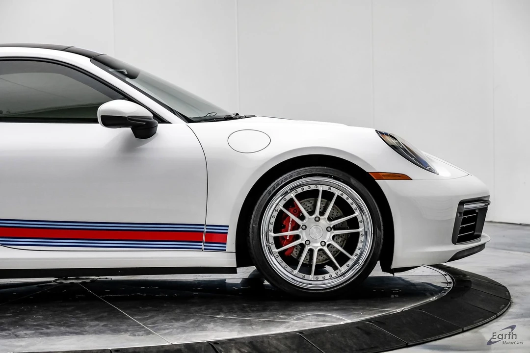 2020 Porsche 992 Carrera - Image 26 of 31