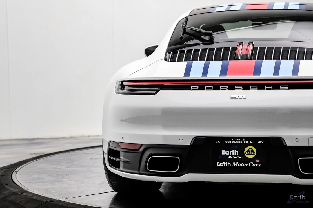 2020 Porsche 992 Carrera - Image 17 of 21