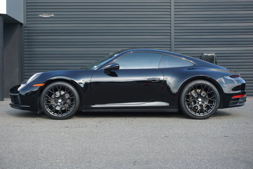 2020 Porsche 992 Carrera - Image 2 of 15