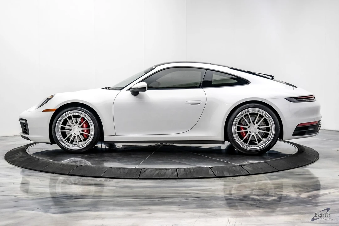 2020 Porsche 992 Carrera - Image 6 of 31
