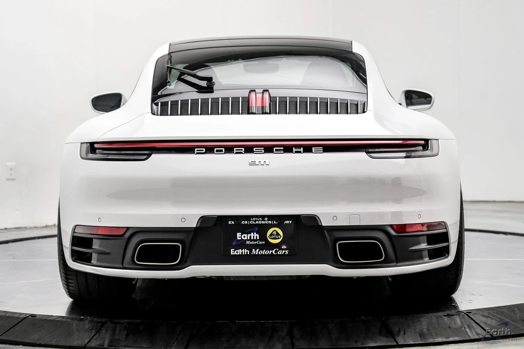 2020 Porsche 992 Carrera - Image 11 of 31