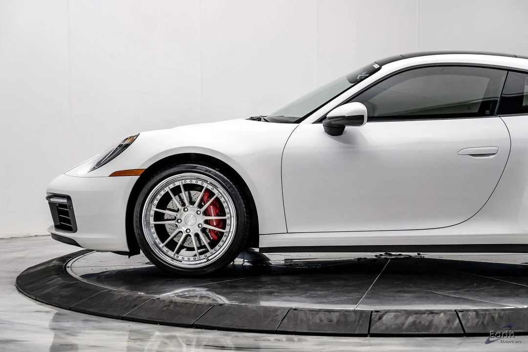2020 Porsche 992 Carrera - Image 7 of 31