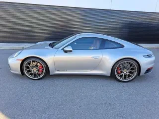 2020 Porsche 992 Carrera S - Image 2 of 4