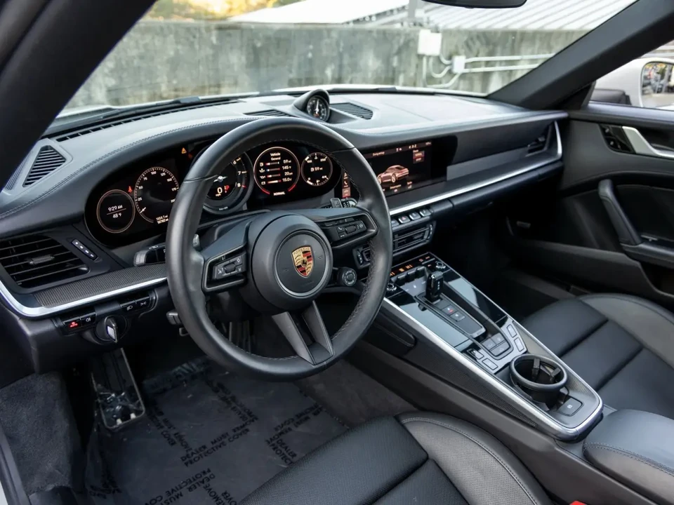 2020 Porsche 992 Carrera S - Image 4 of 15