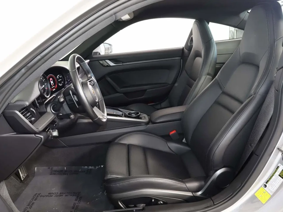 2020 Porsche 992 Carrera S - Image 5 of 8