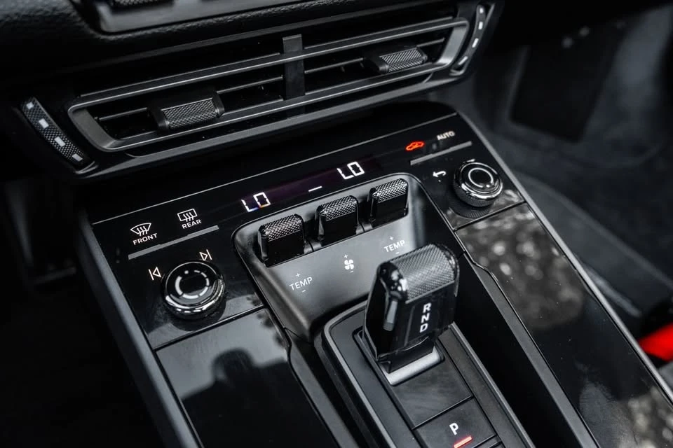 2020 Porsche 992 Carrera S - Image 11 of 15