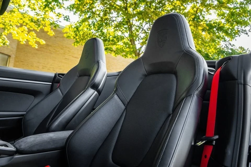 2020 Porsche 992 Carrera S - Image 15 of 17