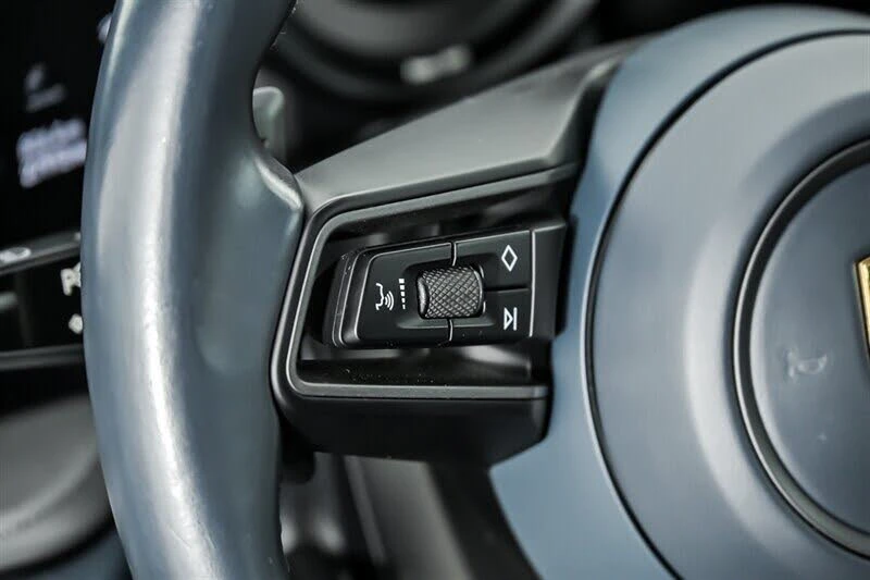 2020 Porsche 992 Carrera S - Image 23 of 31